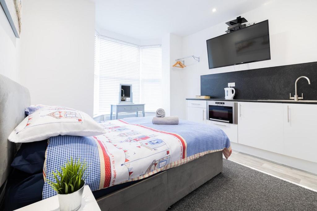 Hillcrest Studio Apartments Клиторпс Экстерьер фото